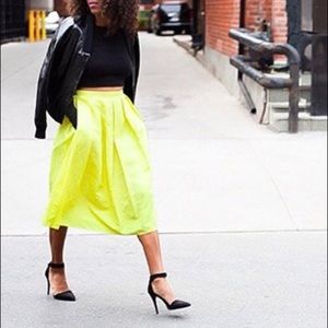 LORD & TAYLOR 424 FIFTH Midi Pleated Flare Skirt Side Zip Yellow 4